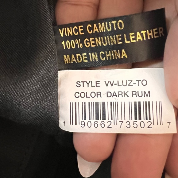 Vince Camuto - Picture 4 of 7